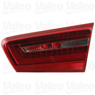 Valeo Right Inner Tail Light Assembly - 4G5945094B